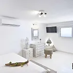 Luxurious Mykonos With Pool *