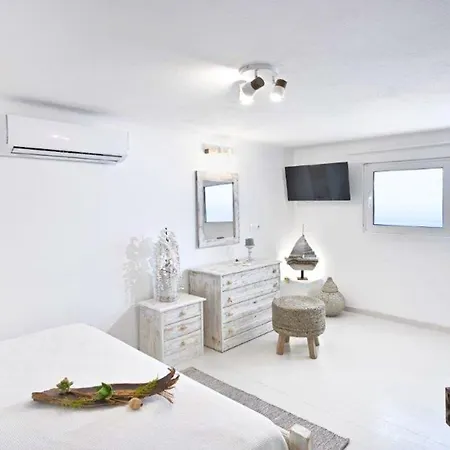 Luxurious In Mykonos With Pool *